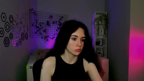 Meow online show from 10-08-25, 07:22