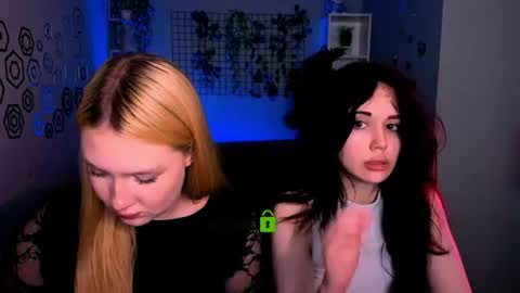Meow online show from 06-08-26, 01:28
