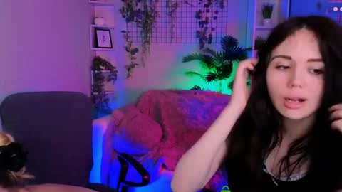 Meow online show from 06-14-26, 02:24