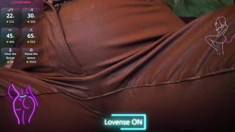 rileylannax online show from 05-18-26, 03:02