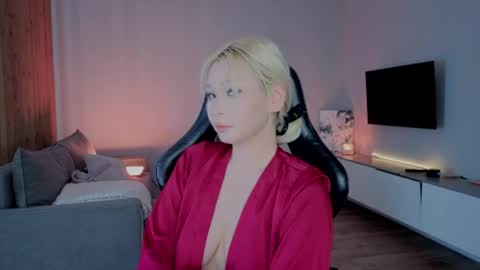rileymee online show from 04-07-26, 05:08