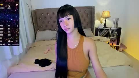Snapshot of rileymillerx chatting on 04-23-26, 04:03 Riley online show from 04-23-26, 04:03