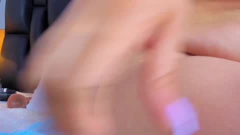 Riley online show from 12-28-24, 05:35