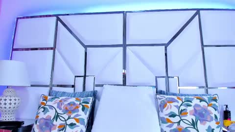 Riley online show from 02-14-25, 11:31