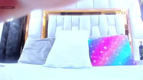 Riley online show from 06-18-26, 12:20