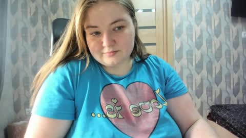 Snapshot of rina16 chatting on 04-07-26, 04:40 rina16 online show from 04-07-26, 04:40