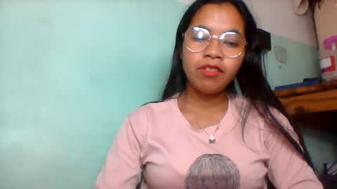Snapshot of rinah856024 chatting on 06-14-26, 04:09 rinah856024 online show from 06-14-26, 04:09
