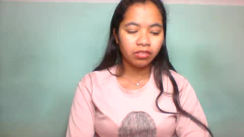 Snapshot of rinah856024 chatting on 06-16-26, 04:26 rinah856024 online show from 06-16-26, 04:26