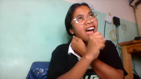 Snapshot of rinah856024 chatting on 06-17-26, 05:21 rinah856024 online show from 06-17-26, 05:21