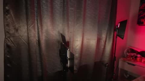    online show from 01-09-26, 08:43