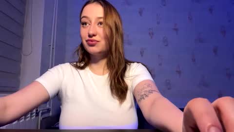 Snapshot of rinvea chatting on 03-07-26, 05:43 rinvea online show from 03-07-26, 05:43