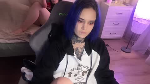   DianaBrite            fansl y online show from 01-23-25, 04:37