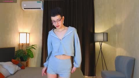 Agnes online show from 12-14-24, 07:29