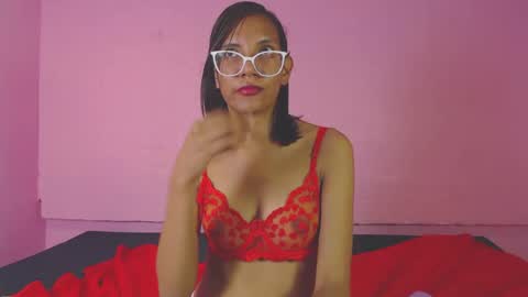 risy_rose online show from 02-11-25, 11:01