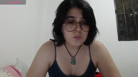 PeachSalinger online show from 09-09-25, 03:17