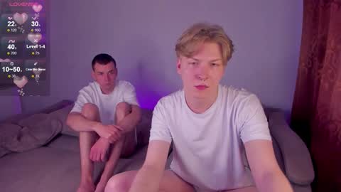 Snapshot of riverflow10 chatting on 10-30-25, 09:33 Mickey and Timmy online show from 10-30-25, 09:33