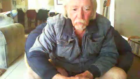 riveratggg online show from 12-26-24, 06:19