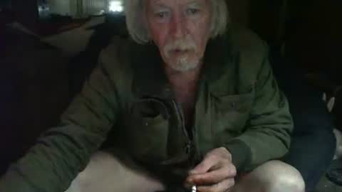 Snapshot of riverratggg chatting on 05-19-26, 06:47 riveratggg online show from 05-19-26, 06:47