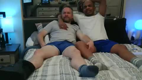 RJandScooterRJ-black guySc-white guy online show from 02-22-26, 10:25