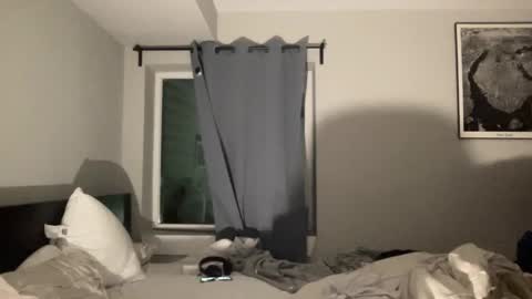 Snapshot of rjayson14 chatting on 02-20-25, 04:18 rjyason9 online show from 02-20-25, 04:18