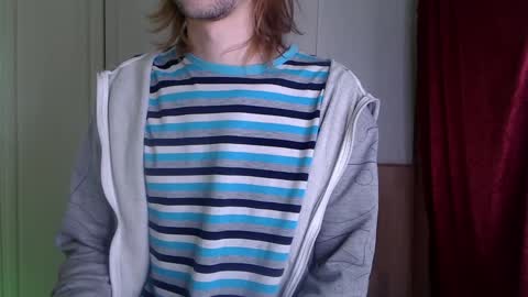 Snapshot of rly_jax chatting on 01-01-25, 09:49 Mikey online show from 01-01-25, 09:49