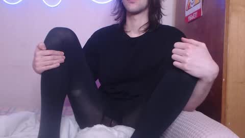 Snapshot of rly_jax chatting on 03-04-25, 10:35 Mikey online show from 03-04-25, 10:35
