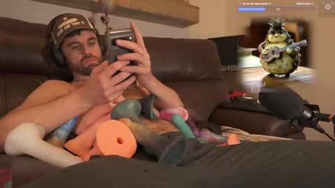 Ryan aka KeylimeRy online show from 03-04-25, 12:39