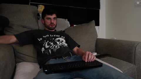 Ryan aka KeylimeRy online show from 12-20-25, 07:26