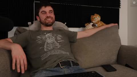 Snapshot of rndmzd chatting on 04-01-26, 01:41 Ryan aka KeylimeRy online show from 04-01-26, 01:41