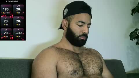 Snapshot of roa32sebas chatting on 11-06-25, 03:46 SebasRoa online show from 11-06-25, 03:46