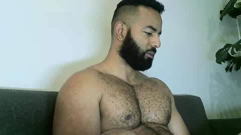 Snapshot of roa32sebas chatting on 11-13-25, 06:51 SebasRoa online show from 11-13-25, 06:51