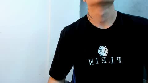 Roan Birkin online show from 12-22-25, 07:44