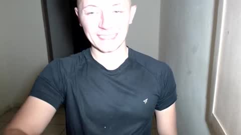 RoastingCorn online show from 02-02-26, 01:48