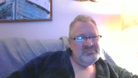 rob872217 online show from 12-02-24, 10:18