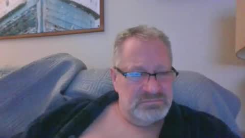 rob872217 online show from 01-01-25, 06:26