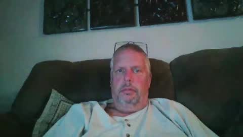 Rob online show from 01-03-25, 02:43