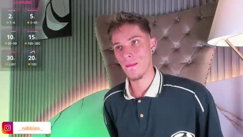 Robbin online show from 06-16-26, 04:04
