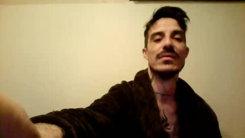rober777xxl online show from 01-03-25, 03:38