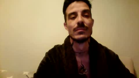 rober777xxl online show from 01-04-25, 01:21