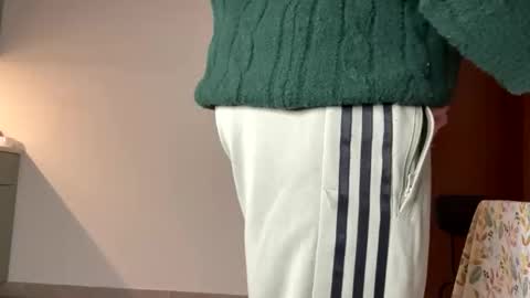 Snapshot of roberpierre_ho chatting on 03-10-26, 01:32 roberpierre_ho online show from 03-10-26, 01:32