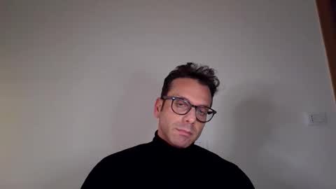 Snapshot of roberpierre_ho chatting on 03-30-26, 11:28 roberpierre_ho online show from 03-30-26, 11:28