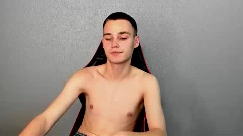 Snapshot of robert10211 chatting on 11-10-25, 06:51 robert10211 online show from 11-10-25, 06:51