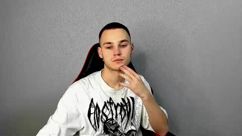 Snapshot of robert10211 chatting on 12-02-25, 08:04 robert10211 online show from 12-02-25, 08:04