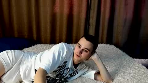 Snapshot of robert10211 chatting on 02-05-26, 09:47 robert10211 online show from 02-05-26, 09:47