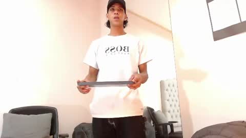 Snapshot of robert_kingg chatting on 06-09-26, 07:47 robert_kingg online show from 06-09-26, 07:47
