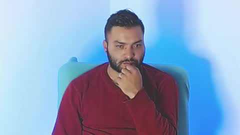 Stiven - online show from 11-18-25, 06:51