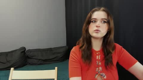 Lisa and Robert  i am online all days 900 am GMT3   online show from 03-09-25, 11:14