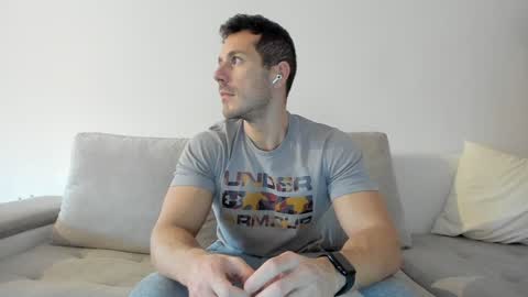 roberto4ever online show from 01-28-25, 02:21