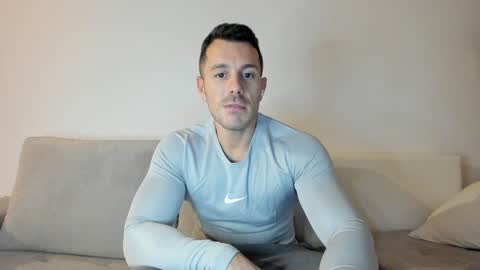 roberto4ever online show from 02-03-25, 06:28