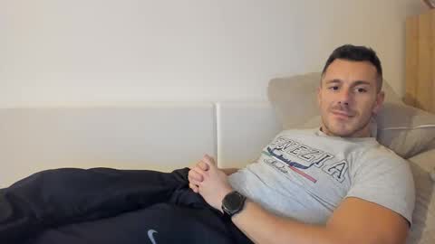 roberto4ever online show from 02-18-26, 06:04